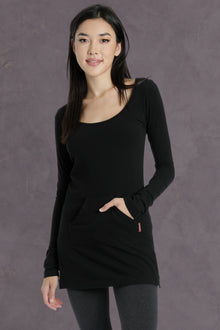 Women | Scoop Neck Pullover Tunic Tee | Black