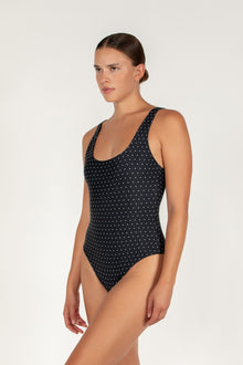 Tofino One Piece | Noir Spot