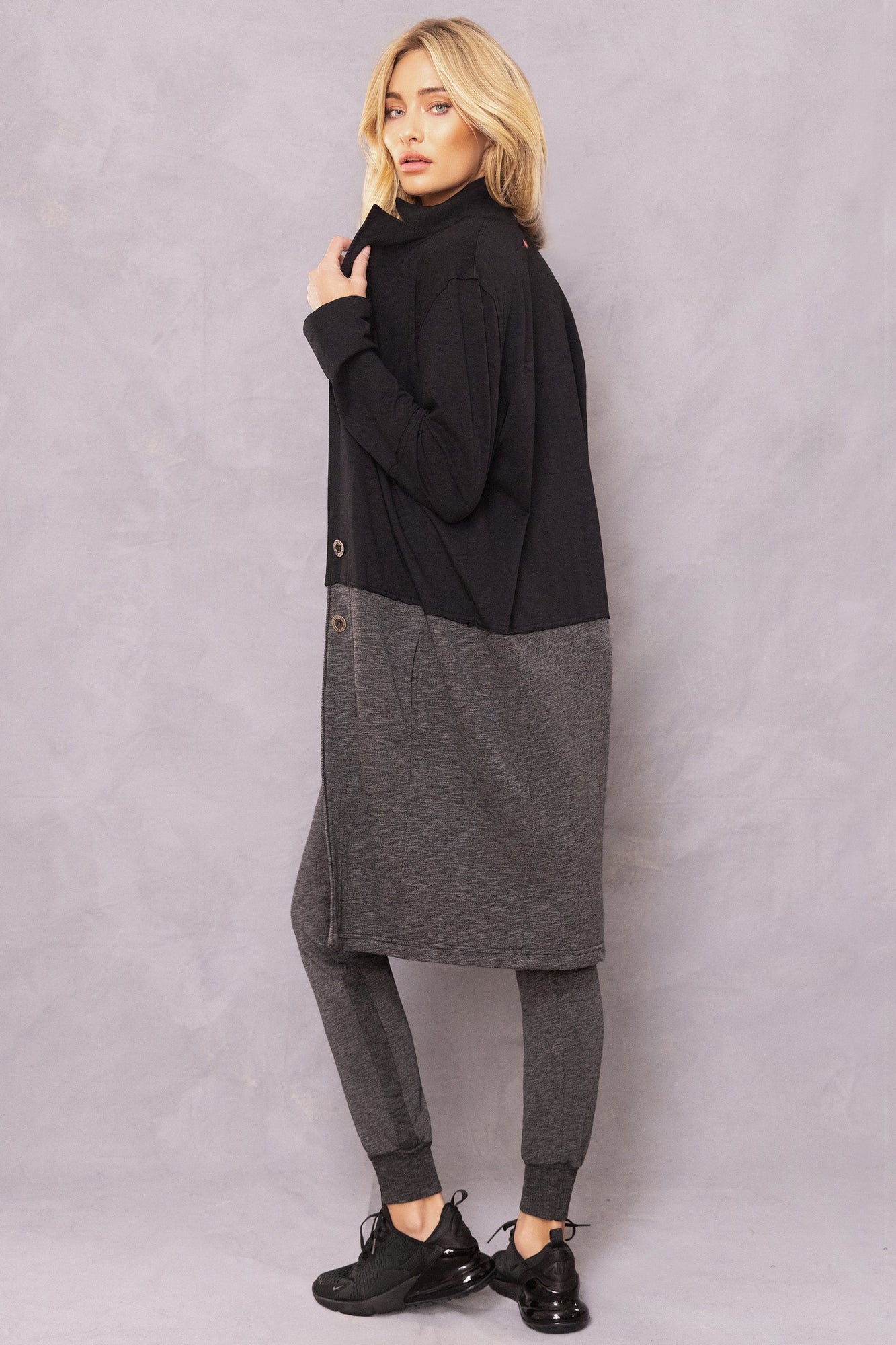 Women | Tonal Striated Jacket | Black