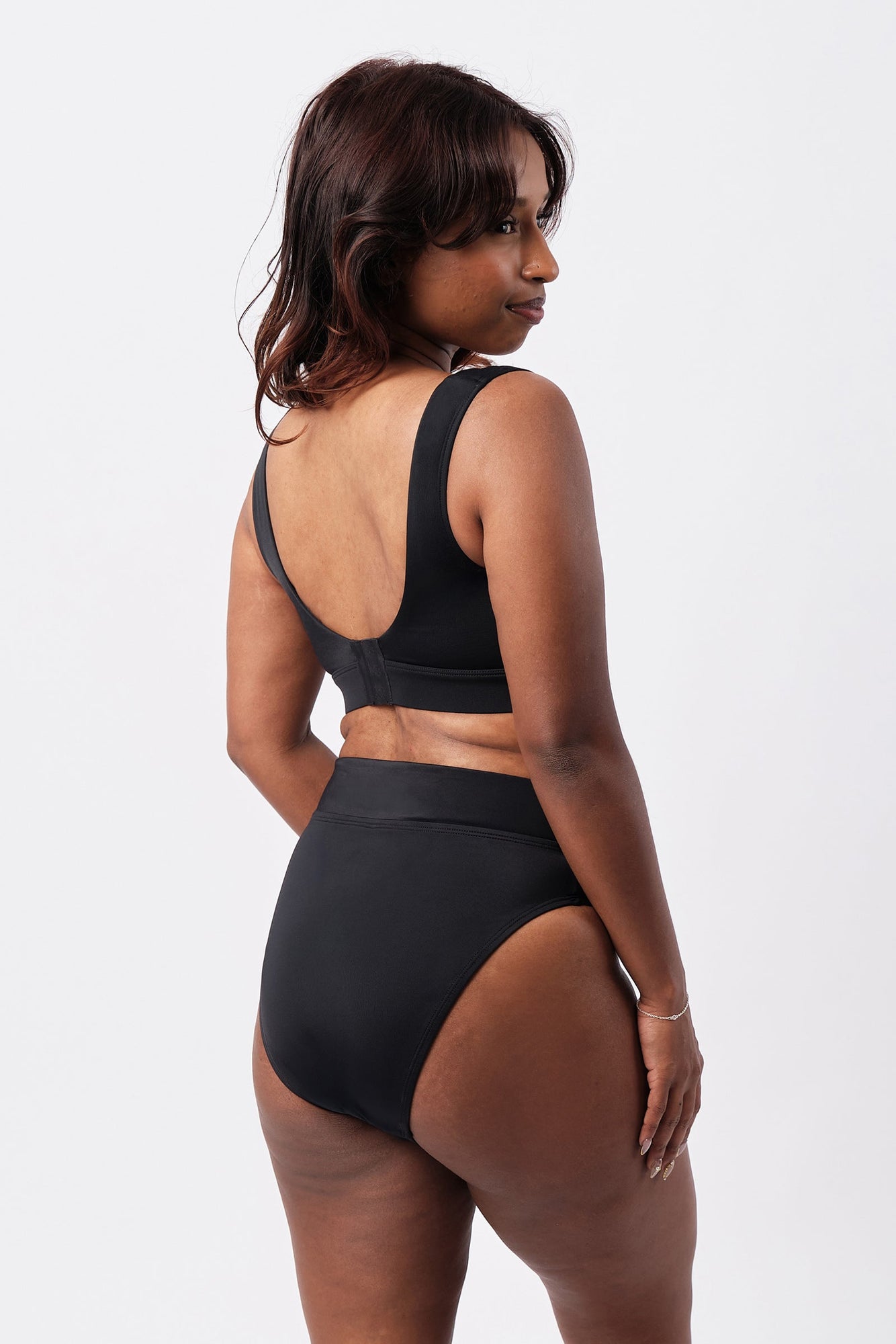 UNE PIECE-Classic Square Neck Bikini Bralette BLACK
