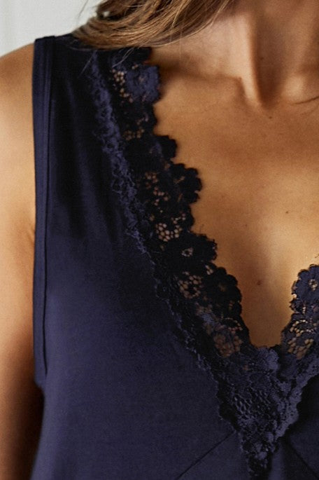 UNE PIECE-Lace Trim V-Neck Nightie NAVY