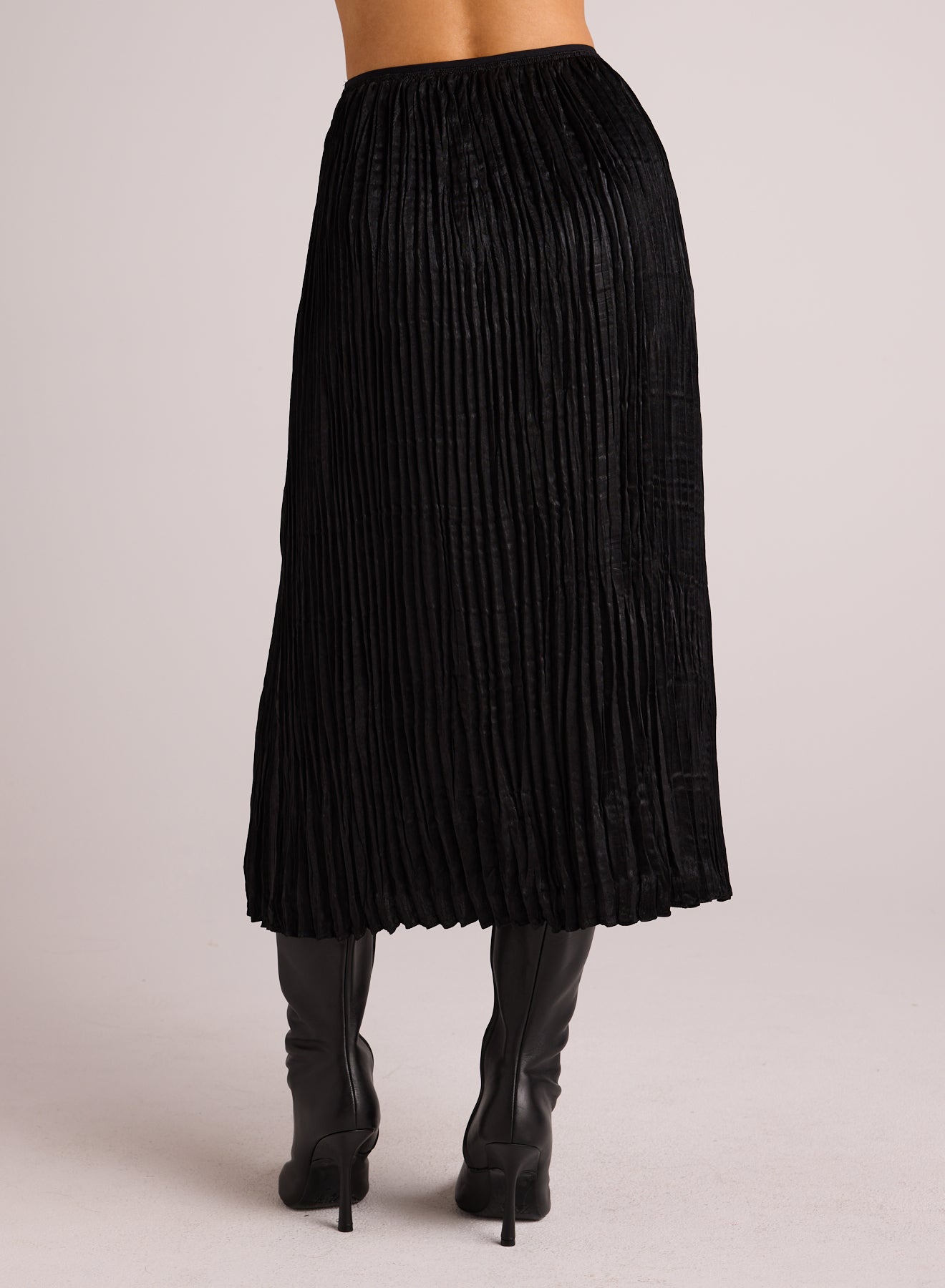 Variegated Pleat Midi Skirt | Black