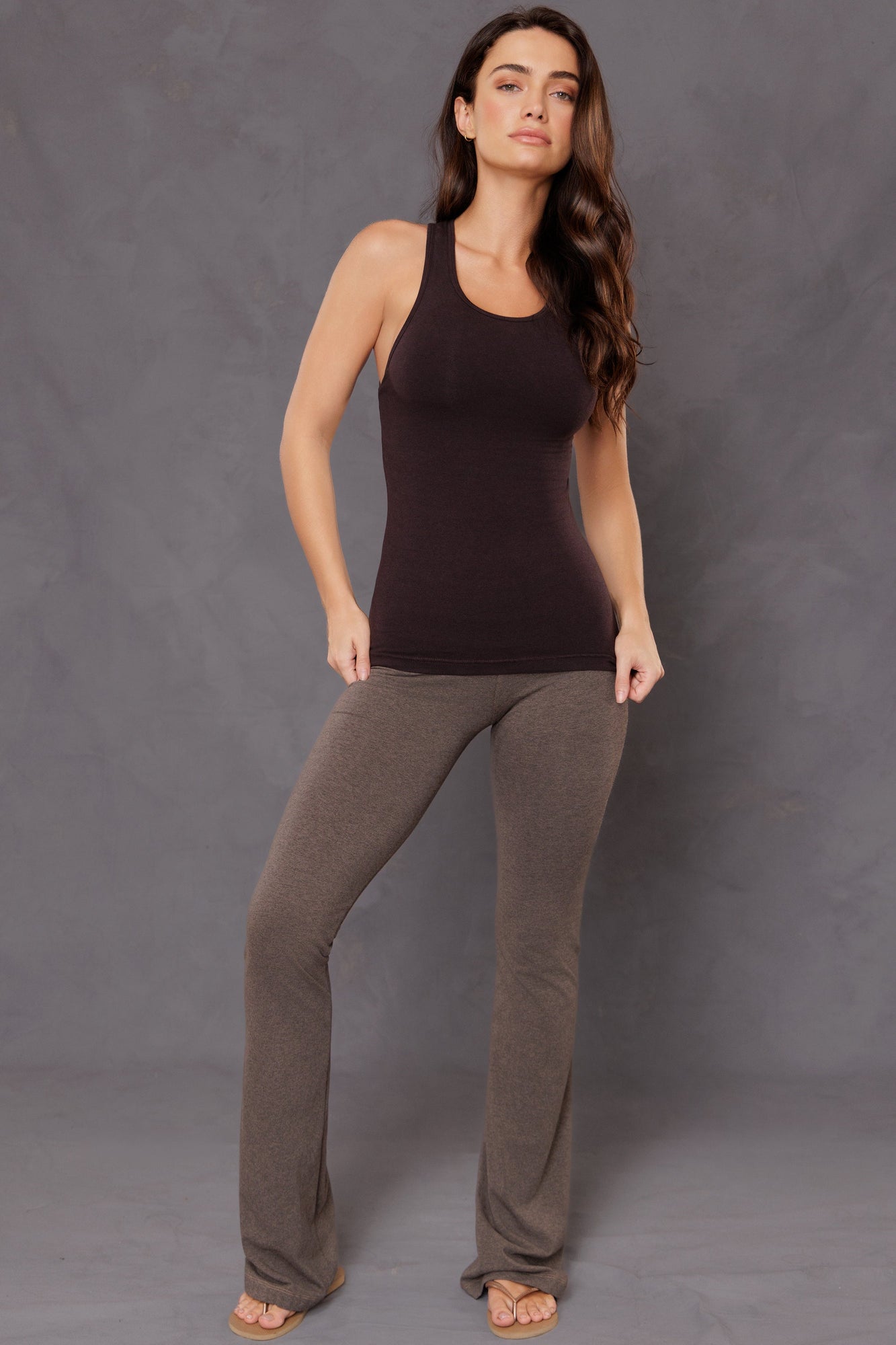 Women | Flat Waist Wide Flare Pant | Charcoal/Woodsmoke